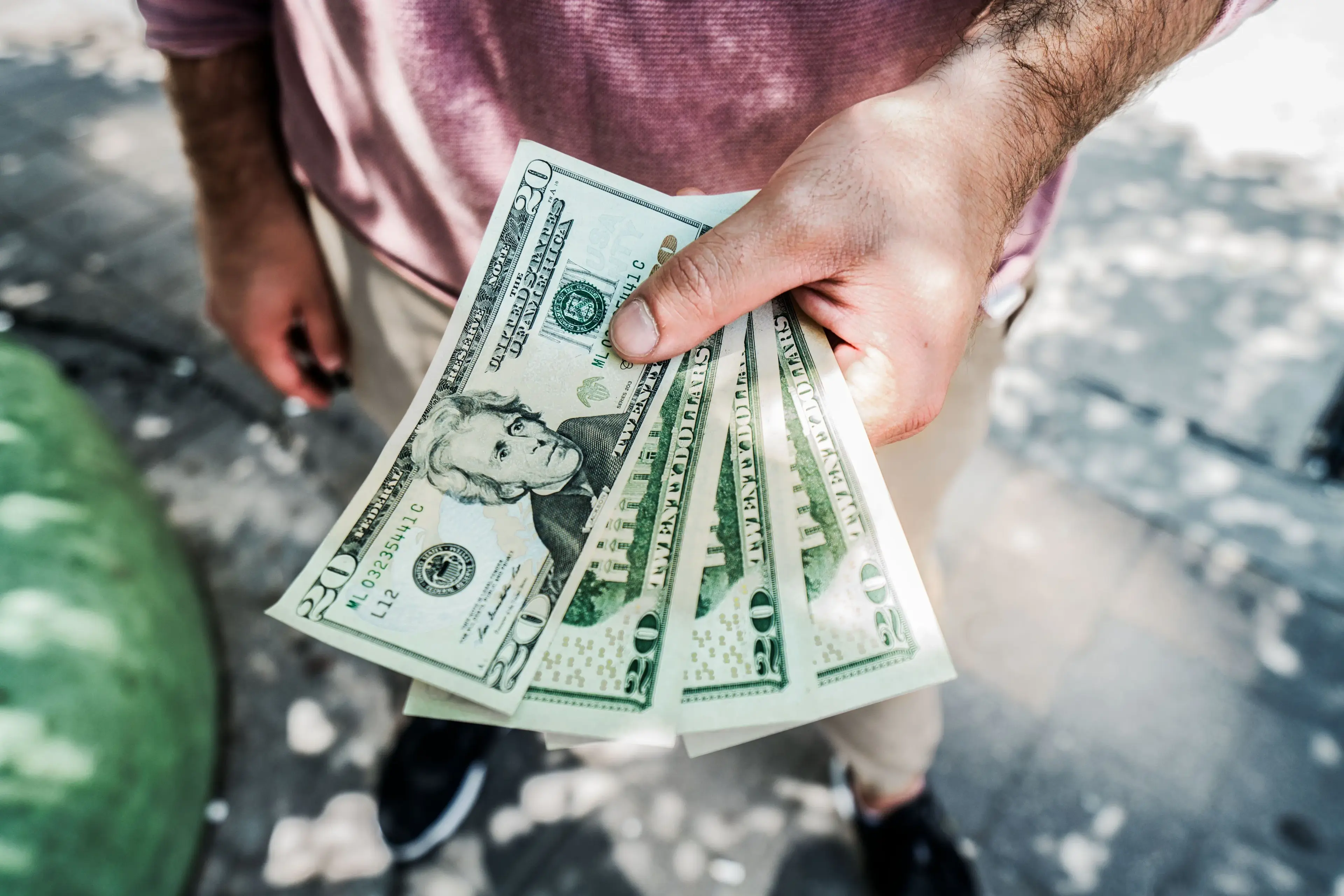 Tradesperson pricing work